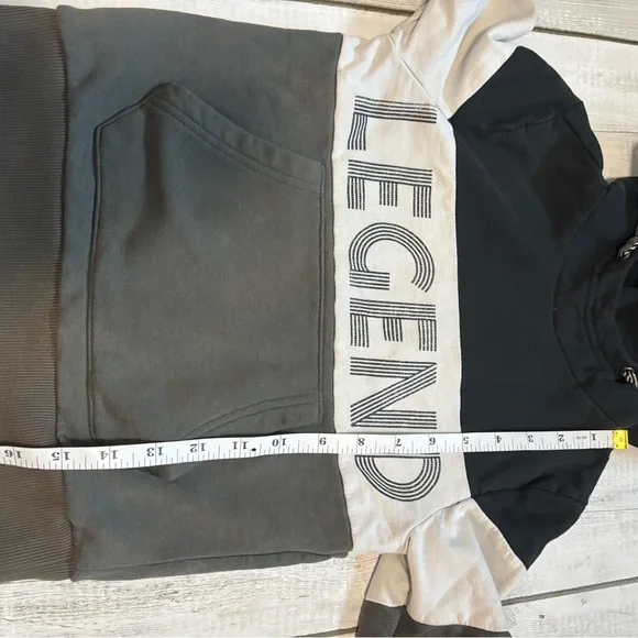 5/$25 George Black and Gray Legend Hoodie - Picture 3 of 4
